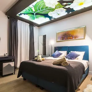 Luxury 7heaven Apartment